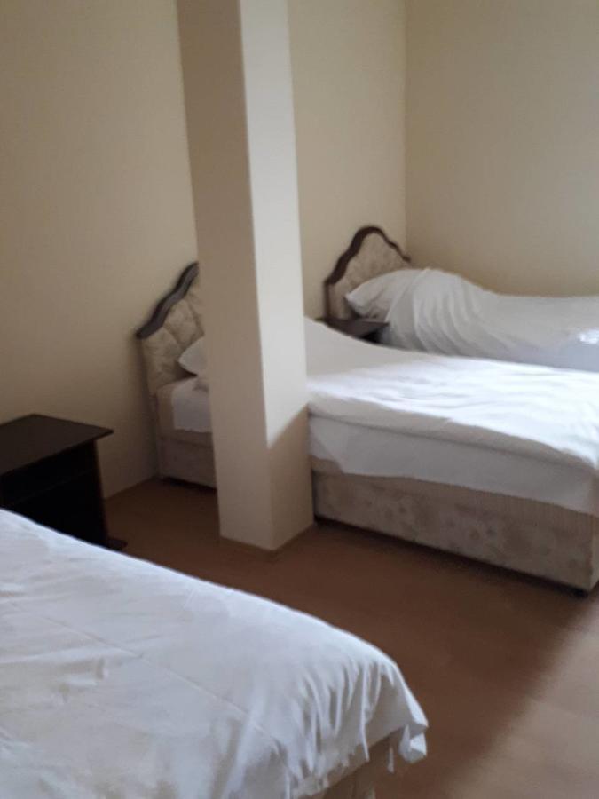 B&B Beli Andjeo Sremska Mitrovica Buitenkant foto